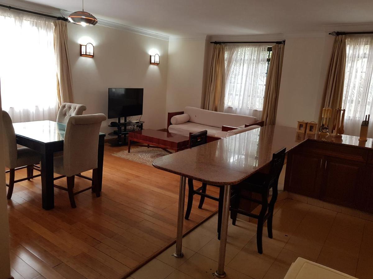 Natural Oak Apartments Nairobi Bagian luar foto