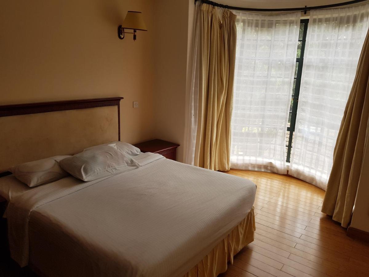 Natural Oak Apartments Nairobi Bagian luar foto
