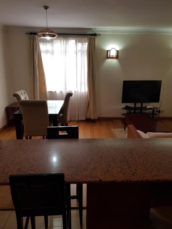 Natural Oak Apartments Nairobi Bagian luar foto