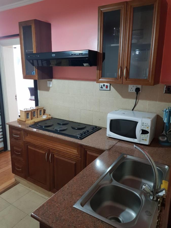 Natural Oak Apartments Nairobi Bagian luar foto