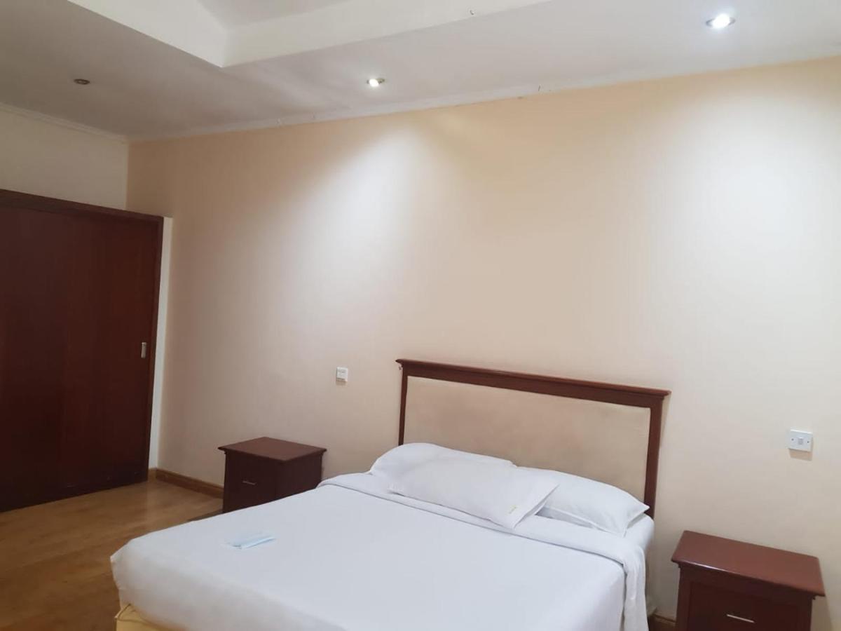 Natural Oak Apartments Nairobi Bagian luar foto