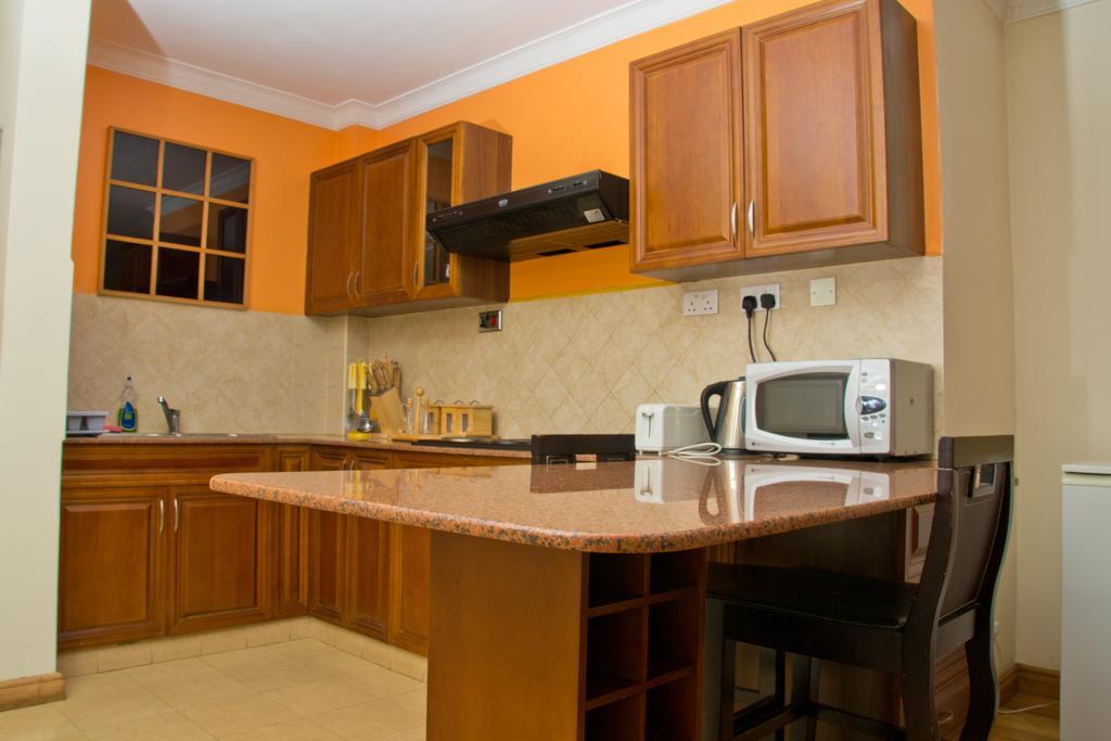 Natural Oak Apartments Nairobi Bagian luar foto