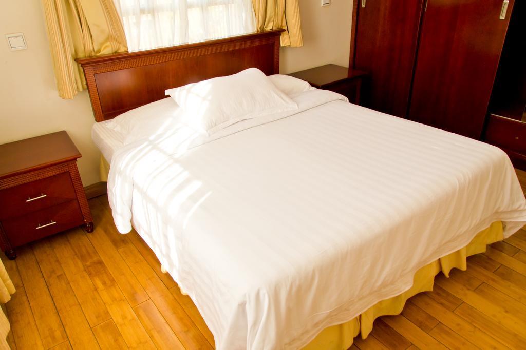 Natural Oak Apartments Nairobi Bagian luar foto