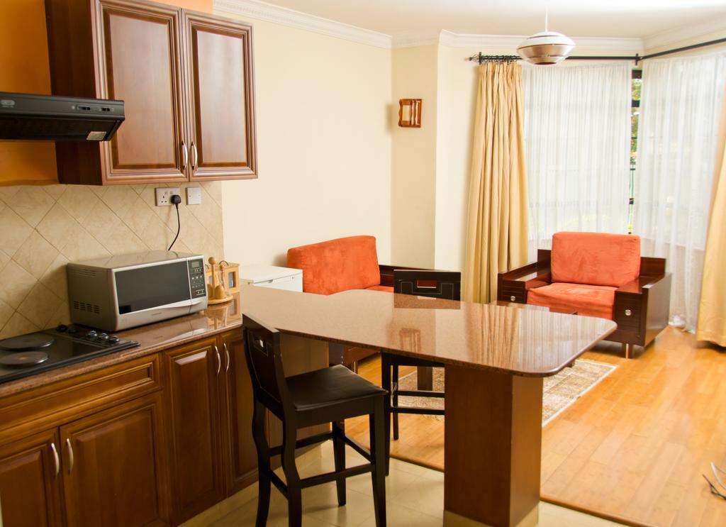 Natural Oak Apartments Nairobi Bagian luar foto