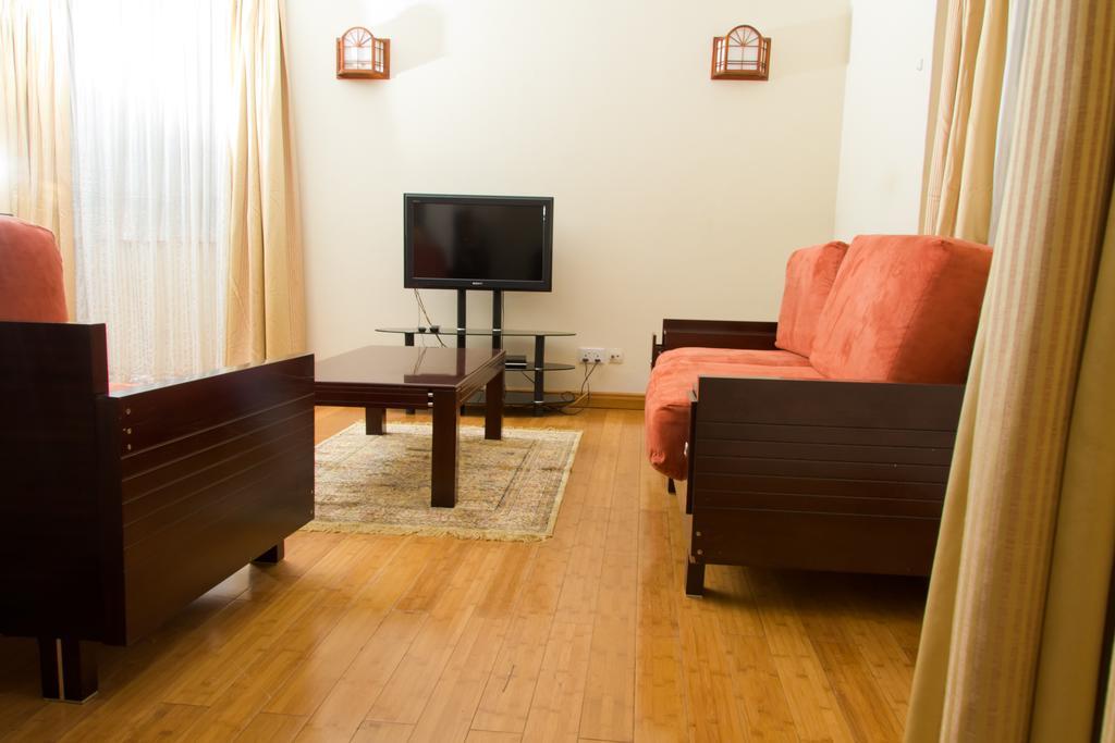 Natural Oak Apartments Nairobi Bagian luar foto
